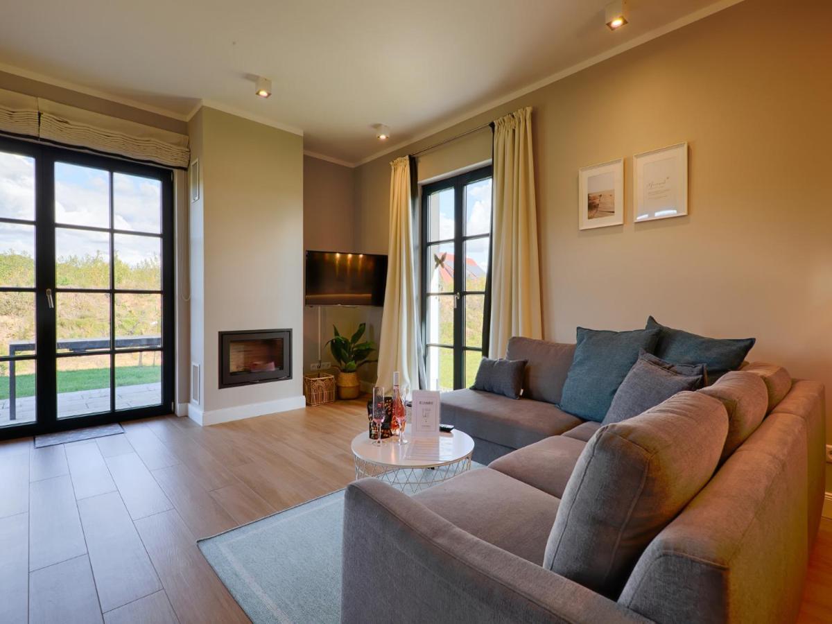 Reetland Am Meer - Premium Reetdachvilla Mit 3 Schlafzimmern, Sauna Und Kamin F27 Dranske Exteriör bild
